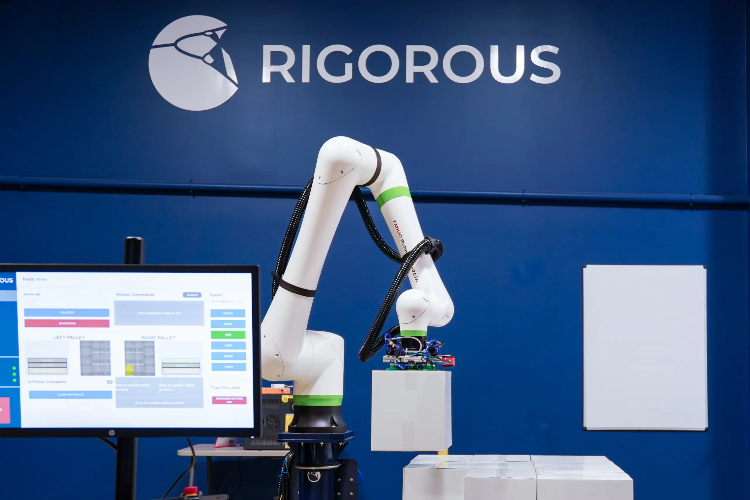 robot palletizer with software display